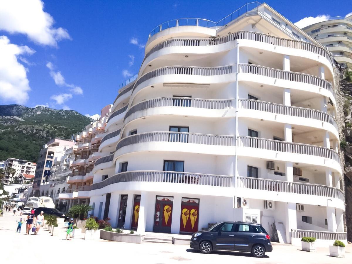 Beach Apartment Rafajlovići Esterno foto