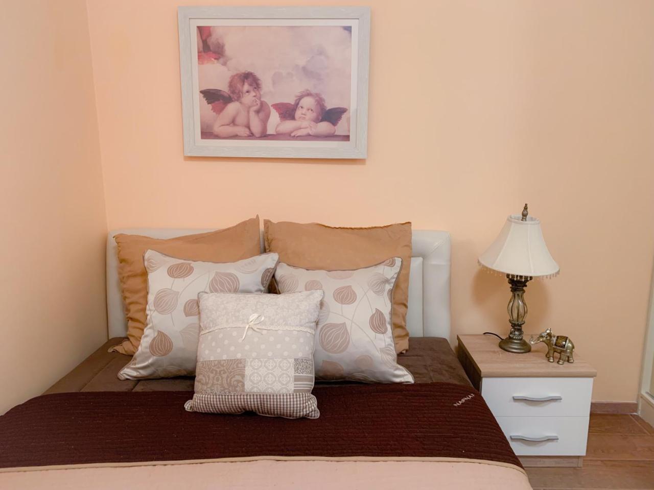 Beach Apartment Rafajlovići Esterno foto